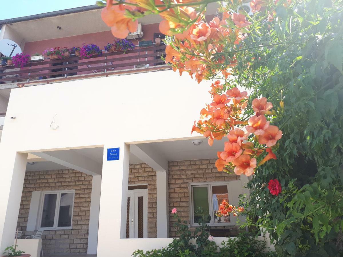 M&i Apartman *